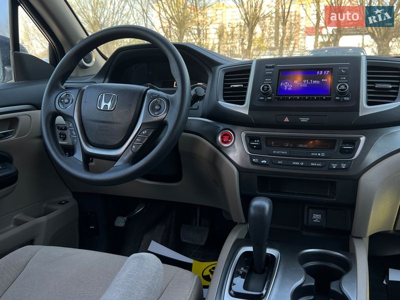 Внедорожник / Кроссовер Honda Pilot 2017 в Львове