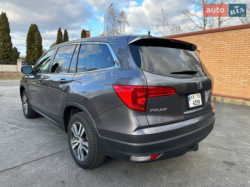 Внедорожник / Кроссовер Honda Pilot 2017 в Киеве
