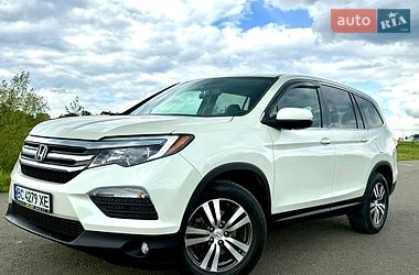 Позашляховик / Кросовер Honda Pilot 2017 в Трускавці
