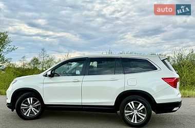 Позашляховик / Кросовер Honda Pilot 2017 в Трускавці