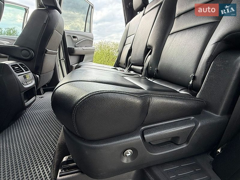 Позашляховик / Кросовер Honda Pilot 2017 в Трускавці