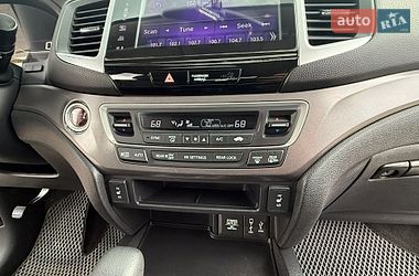Позашляховик / Кросовер Honda Pilot 2017 в Трускавці
