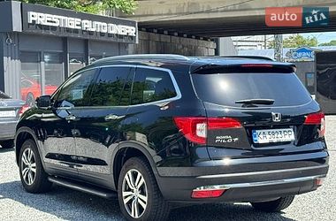 Внедорожник / Кроссовер Honda Pilot 2017 в Днепре