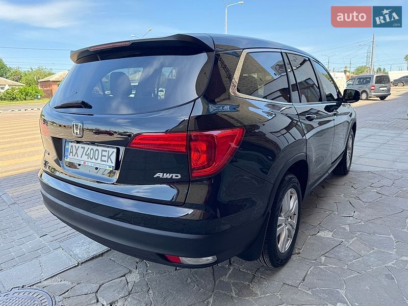 Внедорожник / Кроссовер Honda Pilot 2015 в Харькове
