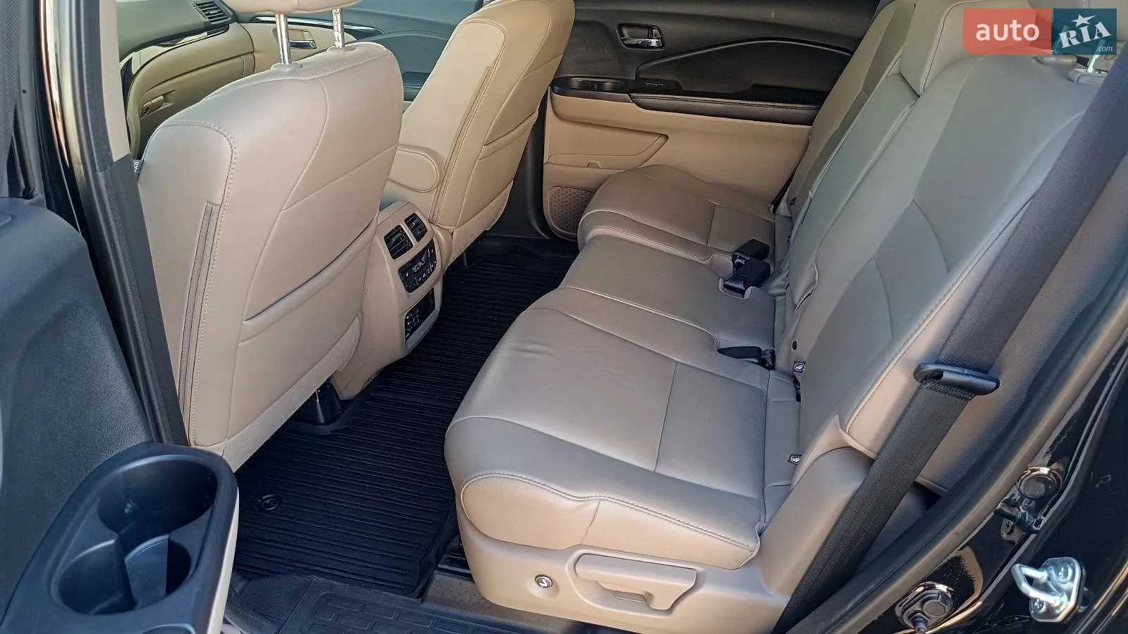2017 Honda Pilot - мініатюра 11