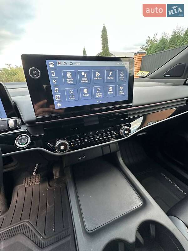 Внедорожник / Кроссовер Honda Prologue 2024 в Киеве