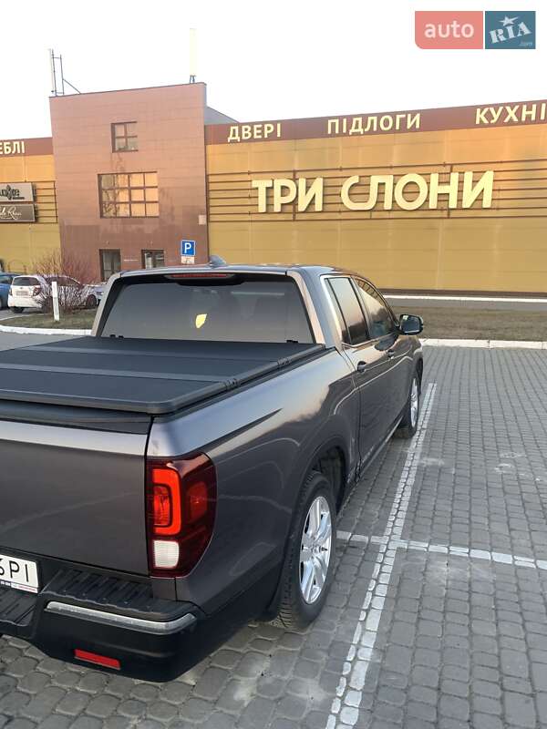 Пикап Honda Ridgeline 2018 в Львове