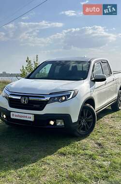 Пикап Honda Ridgeline 2017 в 