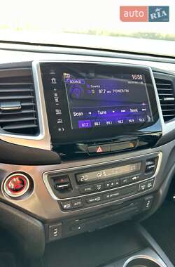 Пикап Honda Ridgeline 2017 в 