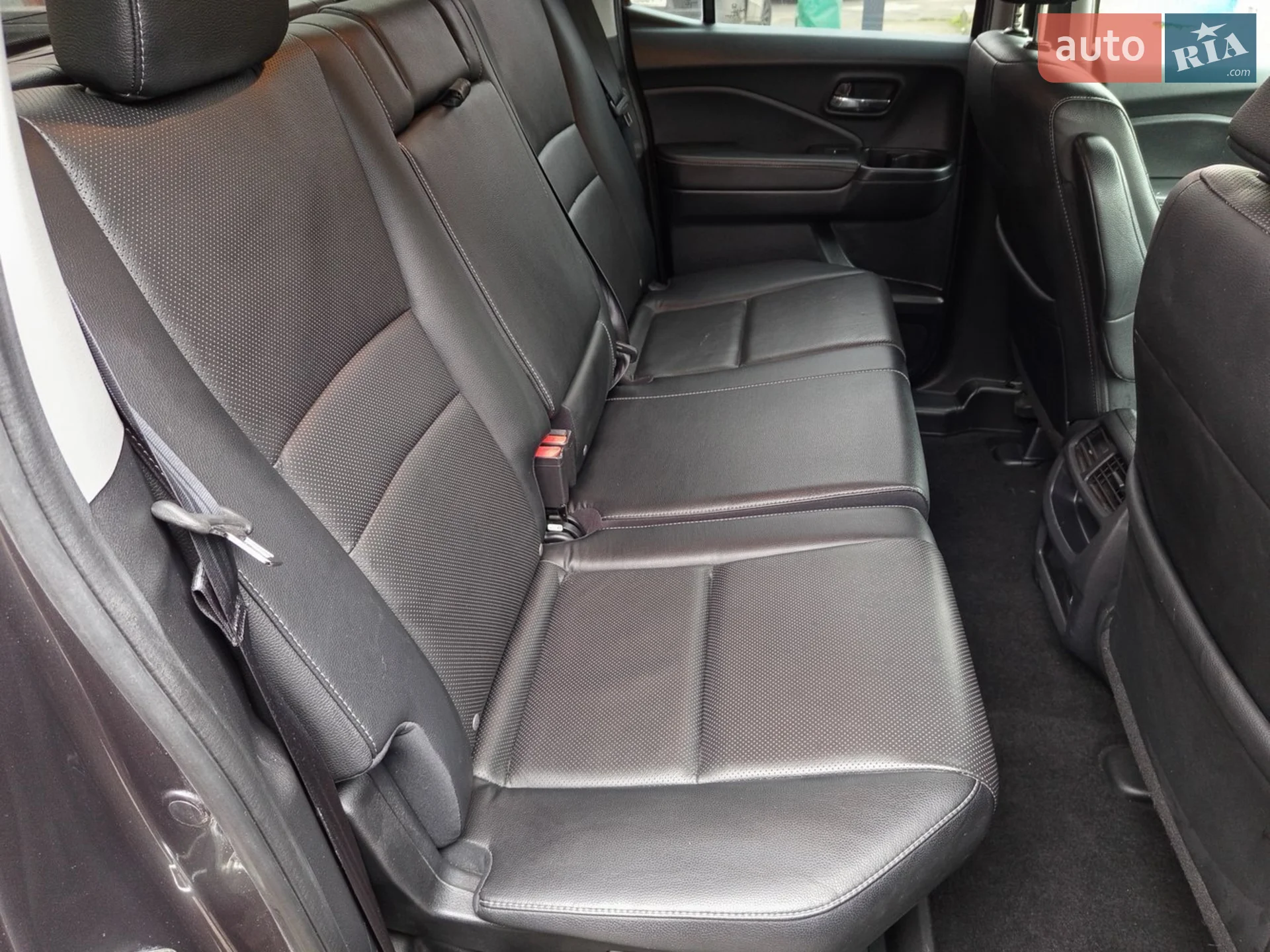 2019 Honda Ridgeline - мініатюра 35