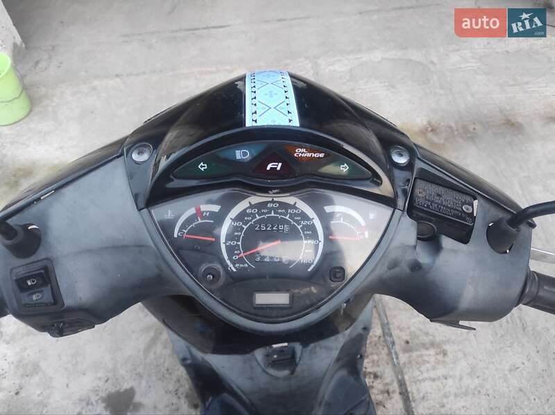 Мопеды Honda SH 125 2009 в Овруче