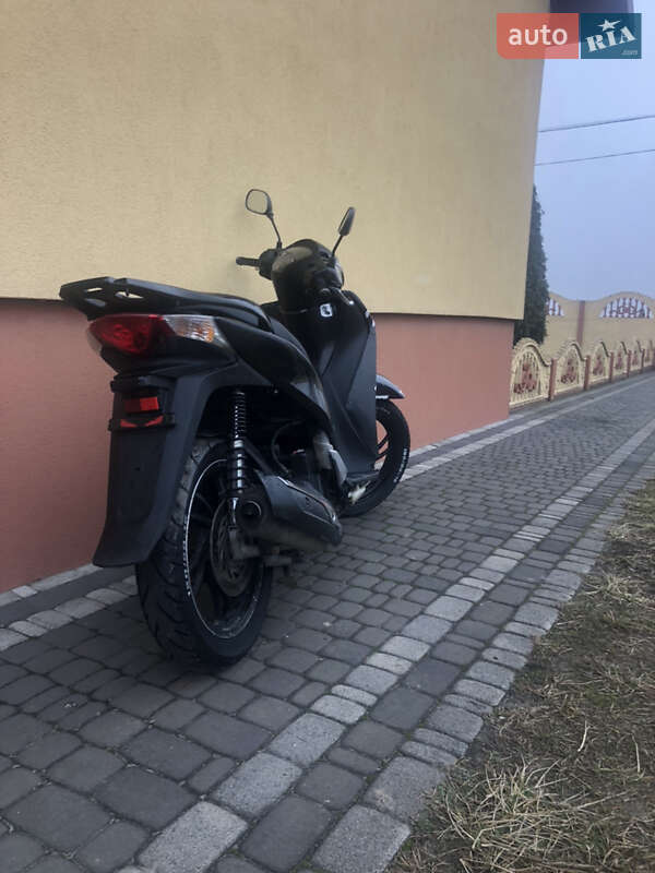 Мопеди Honda SH 125 2014 в Ковелі