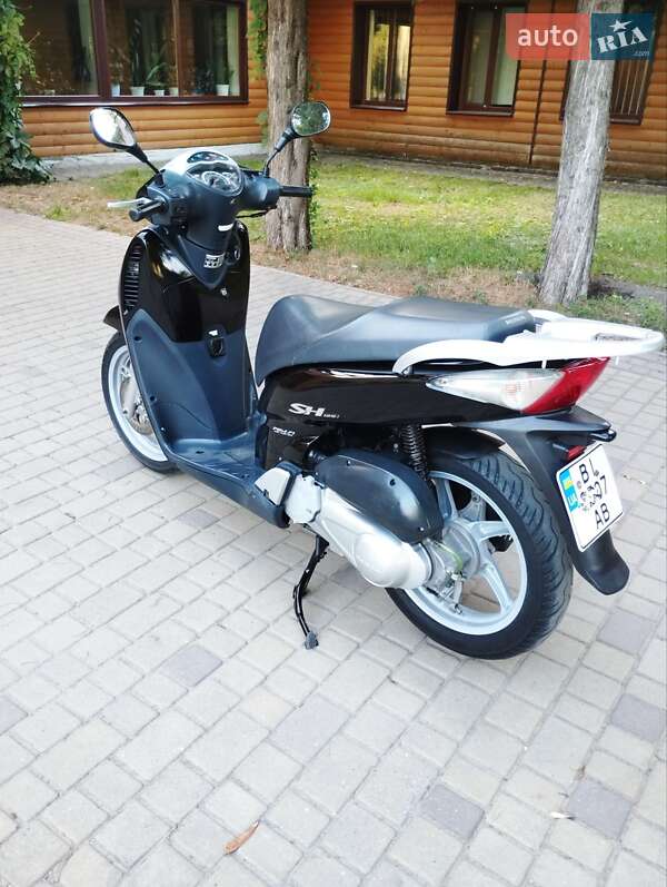 Вантажні моторолери, мотоцикли, скутери, мопеди Honda SH 125 2009 в Глобиному