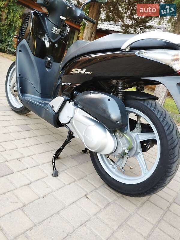Вантажні моторолери, мотоцикли, скутери, мопеди Honda SH 125 2009 в Глобиному