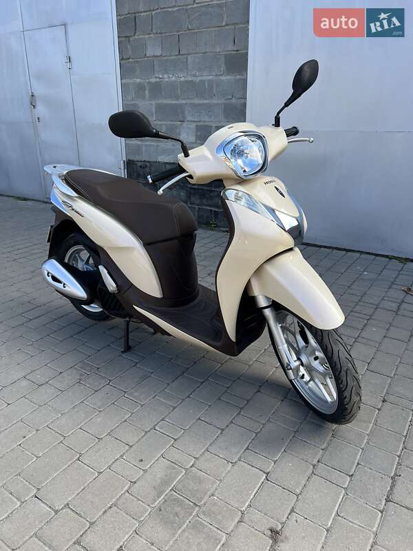 Honda SH 125 2015 Honda SH 125 2015