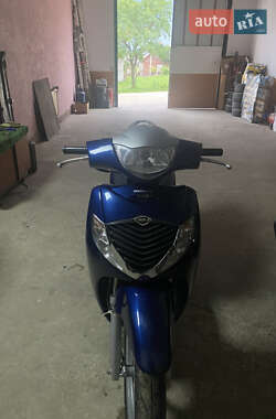 Скутер Honda SH 125 2009 в Глыбокой