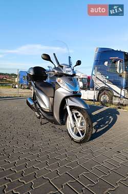 Мопеди Honda SH 300i 2014 в 