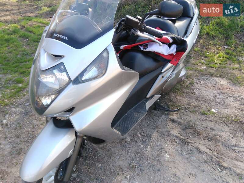 Скутер Honda Silver Wing 400 2002 в Запоріжжі