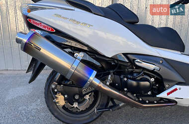 Вантажні моторолери, мотоцикли, скутери, мопеди Honda Silver Wing 600 2011 в 
