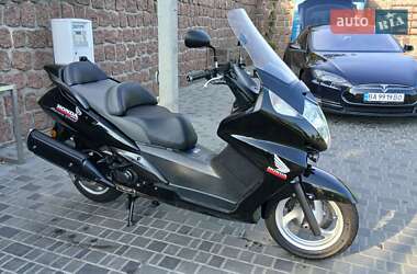 Максі-скутер Honda Silver Wing 600 2008 в Кропивницькому