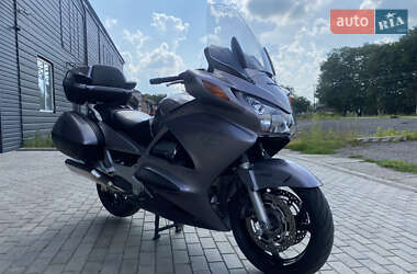 Мотоцикл Круізер Honda ST 1300 Pan European 2004 в 