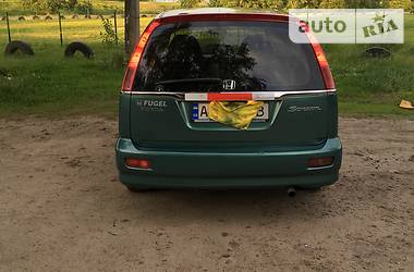 Мінівен Honda Stream 2001 в 