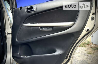 Минивэн Honda Stream 2004 в 