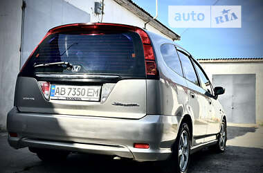 Минивэн Honda Stream 2004 в 