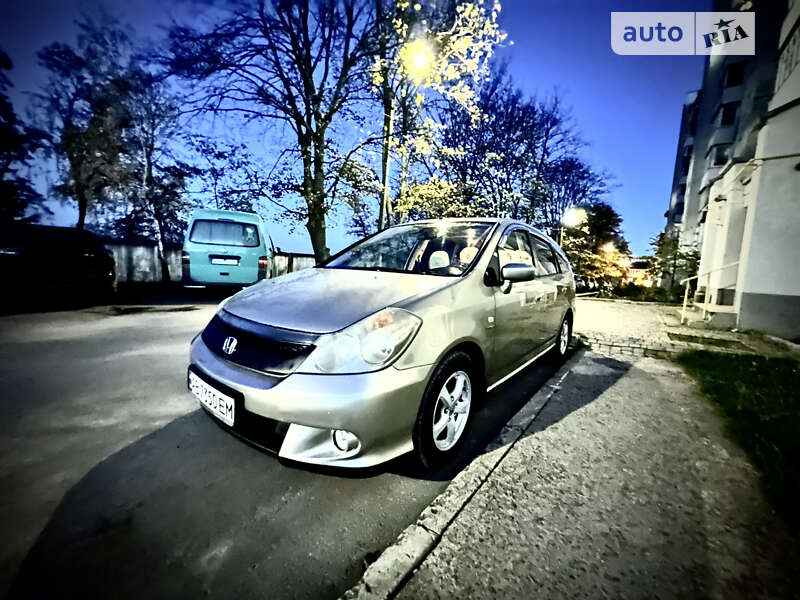 Минивэн Honda Stream 2004 в 