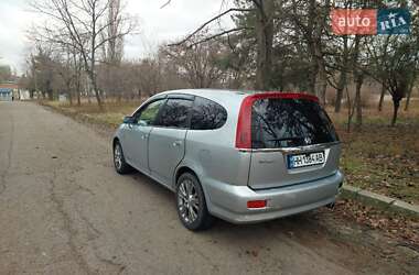 Минивэн Honda Stream 2002 в 