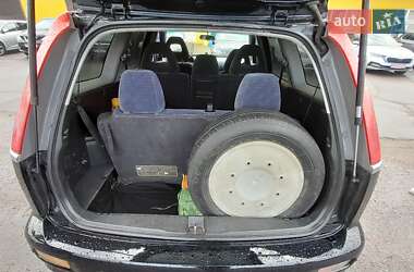 Минивэн Honda Stream 2003 в 