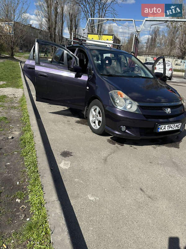 Минивэн Honda Stream 2005 в Киеве