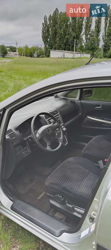 Минивэн Honda Stream 2003 в Смеле