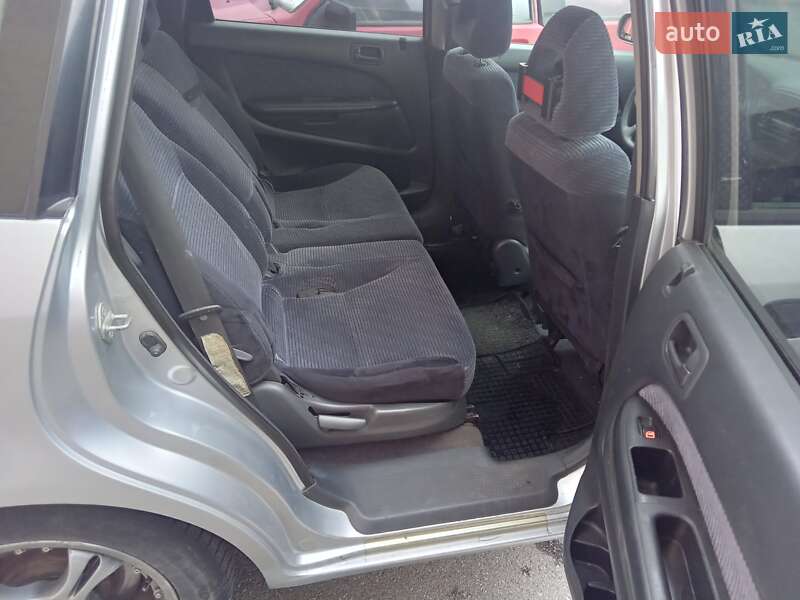 Минивэн Honda Stream 2001 в Киеве