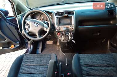 Минивэн Honda Stream 2005 в 
