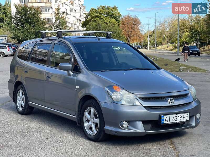 Honda Stream 2004