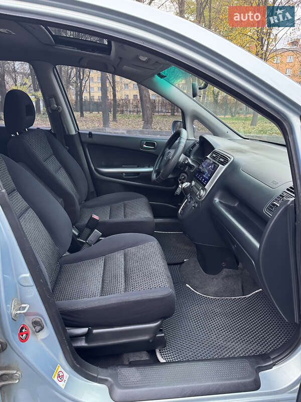 Минивэн Honda Stream 2004 в Киеве фото 21 Минивэн Honda Stream 2004 в Киеве