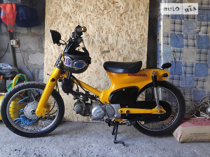 Honda Super Cub 50 2000