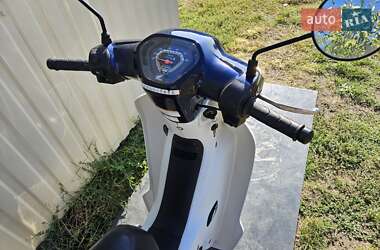 Мопеды Honda Super Cub 50 2014 в 
