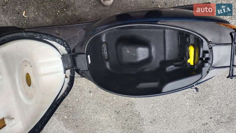 Мопеды Honda Tact AF-51 2004 в Киеве