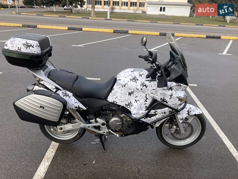 Мотоцикл Туризм Honda Varadero 1000 2008 в Киеве