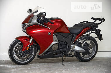 Мотоцикл Спорт-туризм Honda VFR 1200 2012 в Коломиї