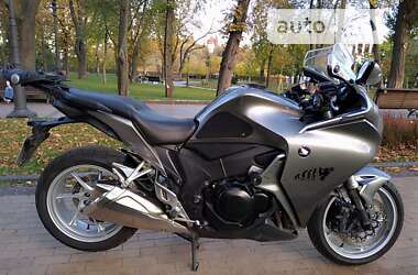 Мотоцикл Спорт-туризм Honda VFR 1200F 2010 в Киеве