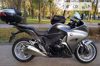 Мотоцикл Спорт-туризм Honda VFR 1200F 2010 в Киеве