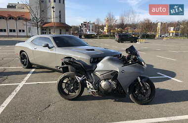 Мотоцикл Спорт-туризм Honda VFR 1200F 2010 в Броварах