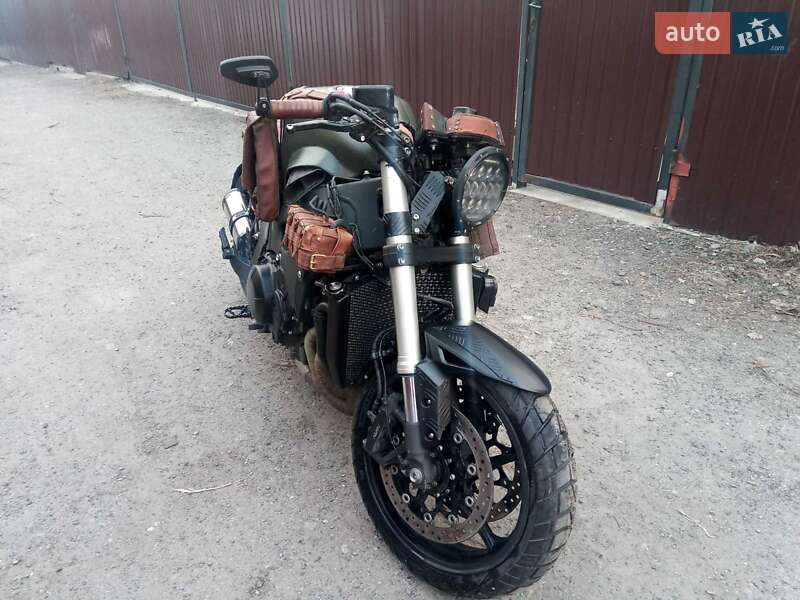 Кафе рейсер Honda VFR 1200F 2011 в Києві