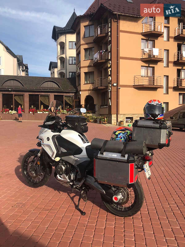 Мотоцикл Туризм Honda VFR 1200X Crosstourer 2013 в Ивано-Франковске фото 14 Мотоцикл Туризм Honda VFR 1200X Crosstourer 2013 в Ивано-Франковске
