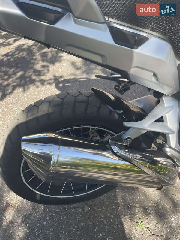 Мотоцикл Туризм Honda VFR 1200X Crosstourer 2013 в Ивано-Франковске фото 35 Мотоцикл Туризм Honda VFR 1200X Crosstourer 2013 в Ивано-Франковске