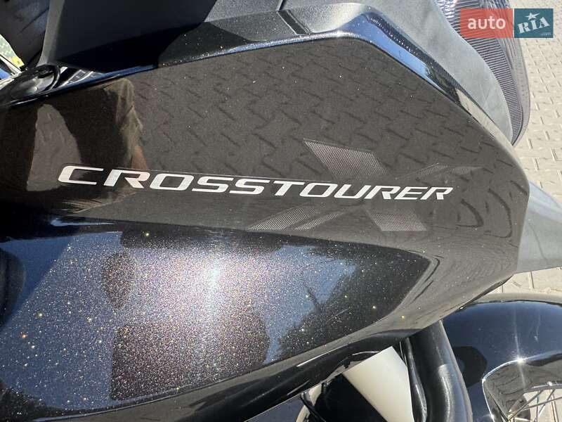 Мотоцикл Туризм Honda VFR 1200X Crosstourer 2012 в Кривом Роге фото 22 Мотоцикл Туризм Honda VFR 1200X Crosstourer 2012 в Кривом Роге