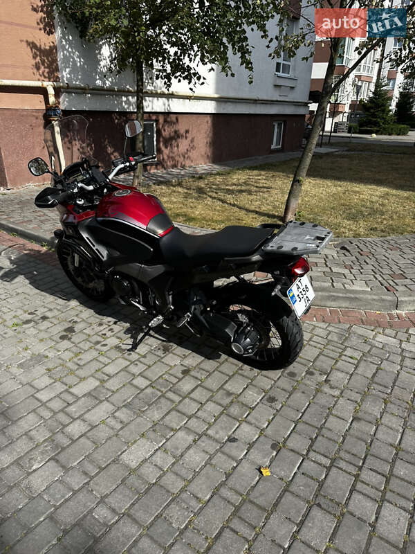 Мотоцикл Внедорожный (Enduro) Honda VFR 1200X 2012 в Ивано-Франковске фото 3 Мотоцикл Внедорожный (Enduro) Honda VFR 1200X 2012 в Ивано-Франковске